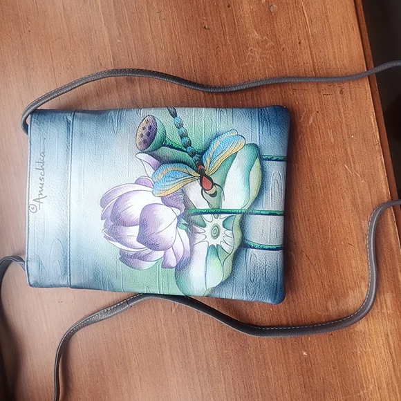 Anuschka Cross Body Bag - Picture 2 of 3